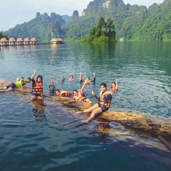 Team Ausflug in den Khao Sok National Park