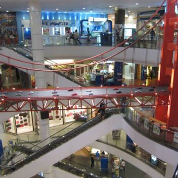 Terminal 21 von Innen, das Shopping Center ist an der BTS Station Asok gelegen, Bangkok, Thailand