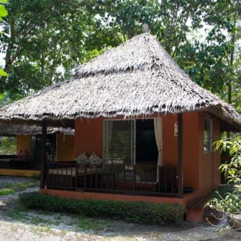 Ein Bungalow des Phayam Cottage auf Koh Phayam