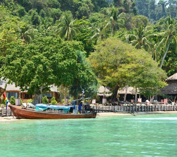 Das Thapwarin Resort auf der paradiesischen Insel Koh Hai.