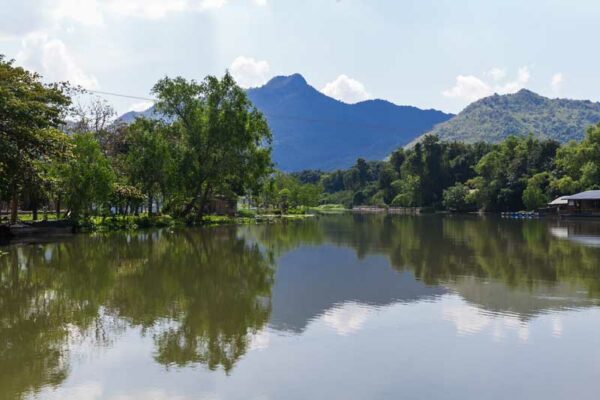 Das Dream Park Resort mit der traumhaften Landschaft der Region Kanchanaburi.