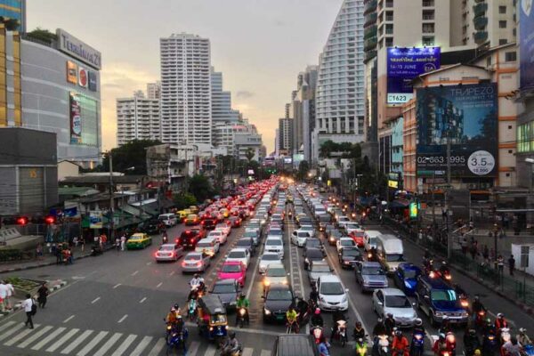 Kreuzung Sukhumvit Road und Asok road