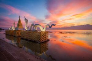 Phayao See, der größte Binnensee von Thailand