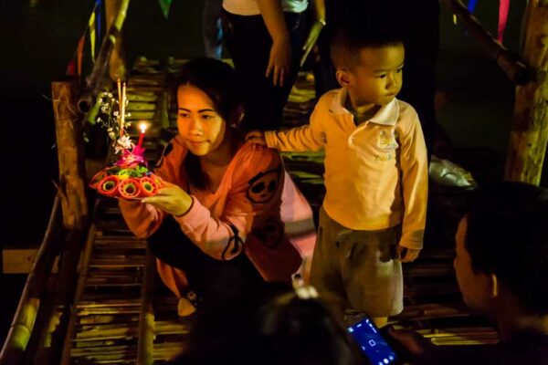 Loy Krathong, Thailand, Familie