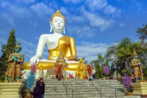 Wat-Pratat, Doi-Kam, Chiang Mai, Rundreise