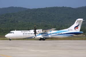 Flugzeug der Bangkok Airways auf dem Flughafen von Koh Samui