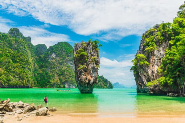 Der berühmte James Bond Felsen in der Phang Nga Bucht.