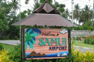 Das Willkommensschild am Flughafen von Koh Samui