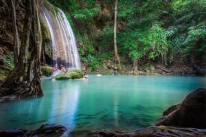 Der Erawan Nationalpark mit seinen zahlreichen Wasserfällen, befindet sich in Kanchanaburi.