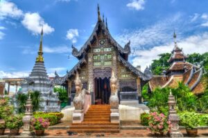 Einer der wunderschönen Tempel in Chiang Mai, welche der Region ihren ganz eigenen Charme verleihen.