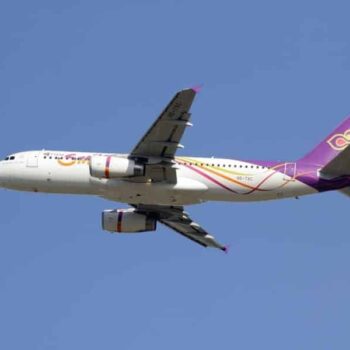 Ein Flugzeug der Thai Smile, welche zur Thai Airways gehört.
