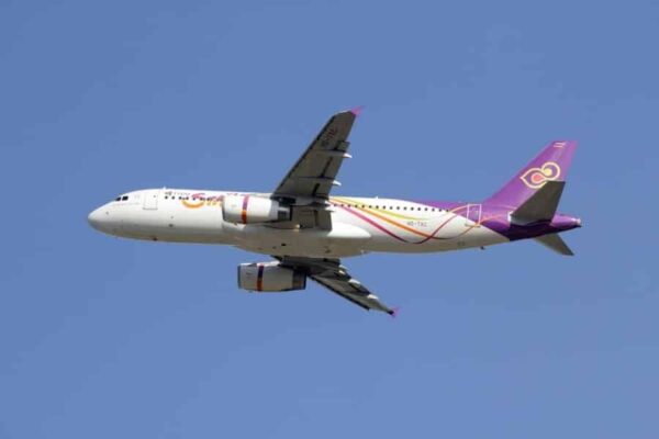 Ein Flugzeug der Thai Smile, welche zur Thai Airways gehört.