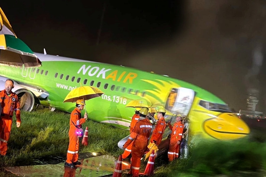 Der Flughafen von Chiang Rai bleibt für weitere Tage geschlossen, da das Flugzeug der Nok Air noch immer nicht von der Landebahn entfernt wurde.