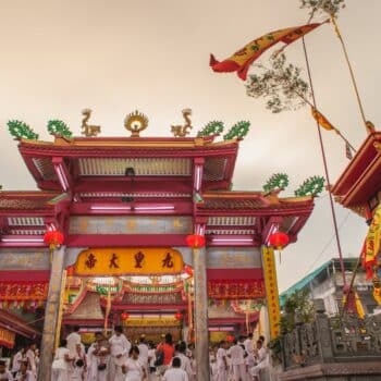 Die TAT rechnet damit, dass das Phuket Vegetarian Festival über 3 Milliarden Baht in die Kassen spült.
