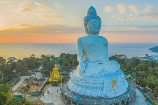 Der Tourismus auf Phuket ist mit einem Paukenschlag zurück.