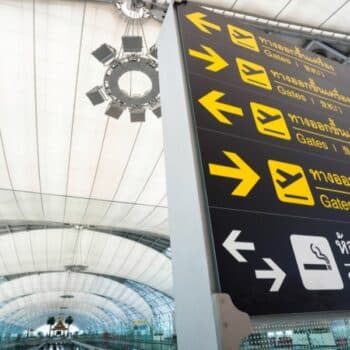 Passagiere, die zwischen dem 14. und 20. November von den Flughäfen Don Mueang oder Suvarnabhumi abfliegen, sollten früher als gewöhnlich ankommen, um Verspätungen aufgrund des APEC-Gipfels, der diese Woche in Bangkok stattfindet, zu vermeiden.