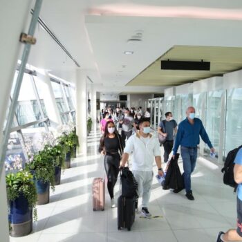 Phuket ist führend in der Zunahme des internationalen Tourismus. (via Phuket International Airport)