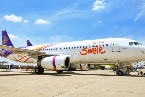 Thai Airways will mit Thai Smile fusionieren, um Verluste zu reduzieren.Es wird erwartet, dass der Plan bis Ende des Jahres genehmigt wird.