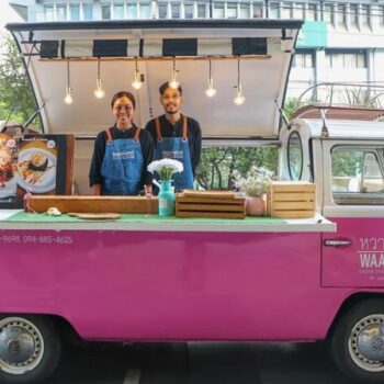 Thailändische Offizielle haben Food Trucks als neuen Touristenmagneten erkannt.