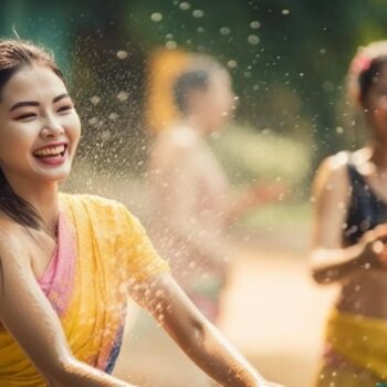 Songkran 2023 in Thailand wird vom 13. - 15. April gefeiert.