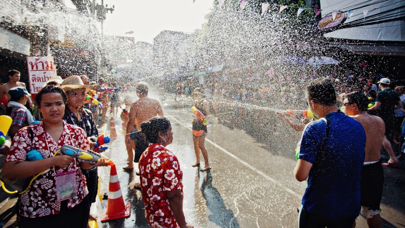 Thailand Songkran Fest 2025 – Wasserfest im April